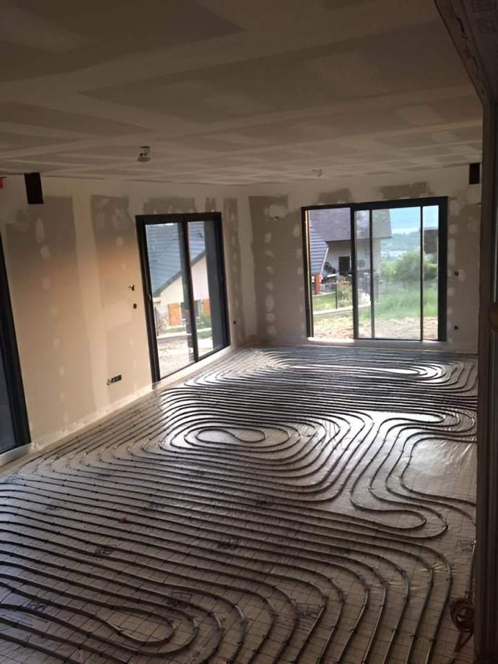 Installation plancher chauffant Montcel